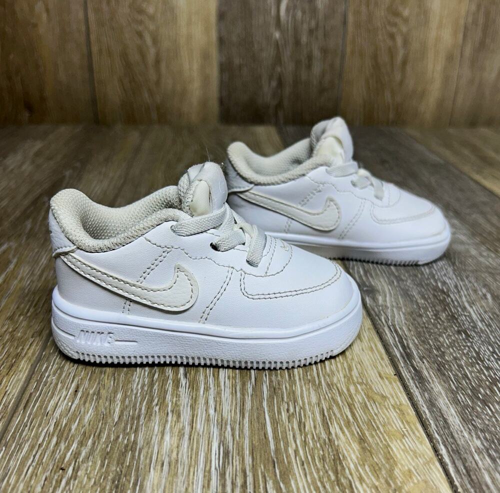 Nike Toddler US 4C White Low Top Leather Lace Up Sneakers Shoes 905220-100